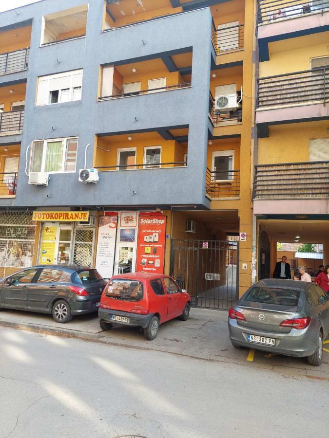 Apartman Centar Apartment Novi Sad Luaran gambar